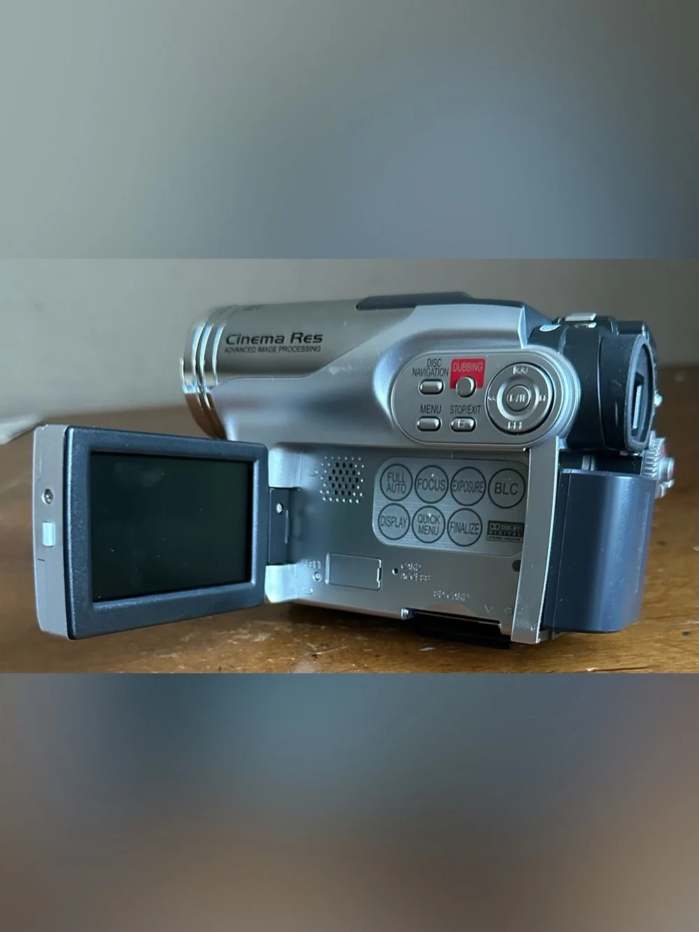 Hitachi DZ-HS300A DVD HDD USB Hybrid Handheld Video Camera Camcorder Recorder